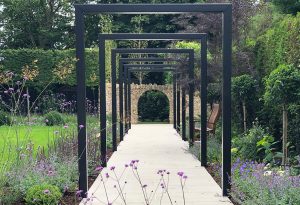 Arches in Hertfordshire garden design